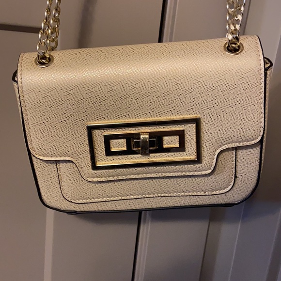River Island handbag with gold hardware - Picture 3 of 17